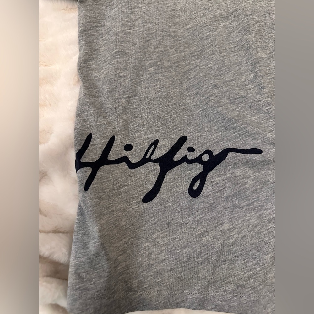 Tommy Hilfiger Grey Tshirt - Picture 6 of 6